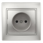 Розетка Intro Plano 1-201-03 без заземления 2P, 16А-250В, IP20, СУ, алюминий Розетка Intro Plano 1-201-03 без заземления 2P, 16А-250В, IP20, СУ, алюминий