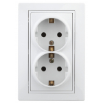 Розетка Intro Plano 1-208-01 с заземлением двойная 2X2P+E Schuko со шторками, 16А-250В, IP20, СУ, белый Розетка Intro Plano 1-208-01 с заземлением двойная 2X2P+E Schuko со шторками, 16А-250В, IP20, СУ, белый
