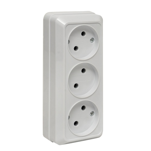 Рим Розетка 3-местная 10А без заземления белая EKF Рим Розетка 3-местная 10А без заземления белая EKF