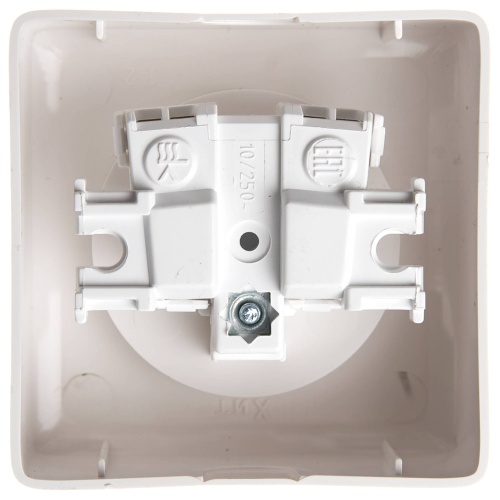 ХИТ О/У РОЗЕТКА без заземления со шторками 10А, 250В, БЕЛЫЙ. Россия ХИТ О/У РОЗЕТКА без заземления со шторками 10А, 250В, БЕЛЫЙ. Россия