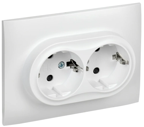 SKANDY Роз. 2-я с з/к/ш 16А в сб. SK-R07W арк. бел. IEK