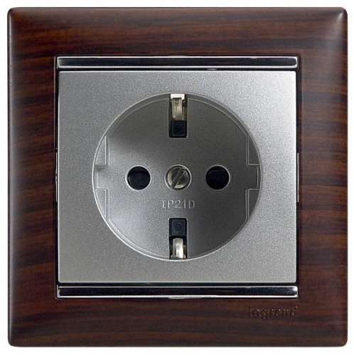 Розетка 2к+3 авт шт АЛМ VLN