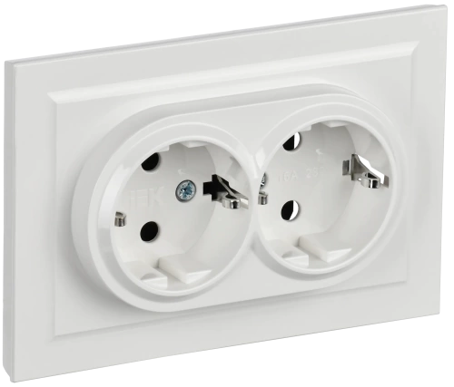 BRITE Роз. 2-я с з/к/ш 16А в сб. РСш12-3-БрБ бел. BRITE Роз. 2-я с з/к/ш 16А в сб. РСш12-3-БрБ бел.