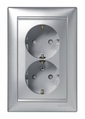 Розетка 2X2К+З в сборе шт АЛМ VLN