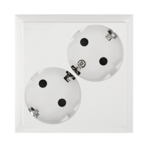 Розетка двойнаяс з/к, со шторками (белый) LK60 Розетка двойнаяс з/к, со шторками (белый) LK60