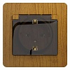 GLOSSA РОЗЕТКА с заземлением со шторками с крышкой, 16А,IP20,в сборе, ДЕРЕВО ДУБ