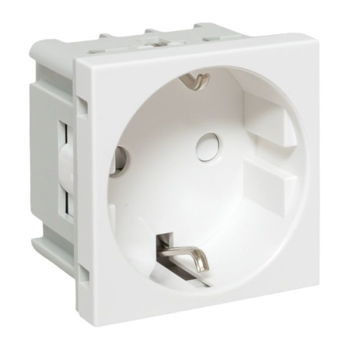 Розетка 45х45 с заземлением, с защ. шторками, 90 градусов, белая EKF Розетка 45х45 с заземлением, с защ. шторками, 90 градусов, белая EKF