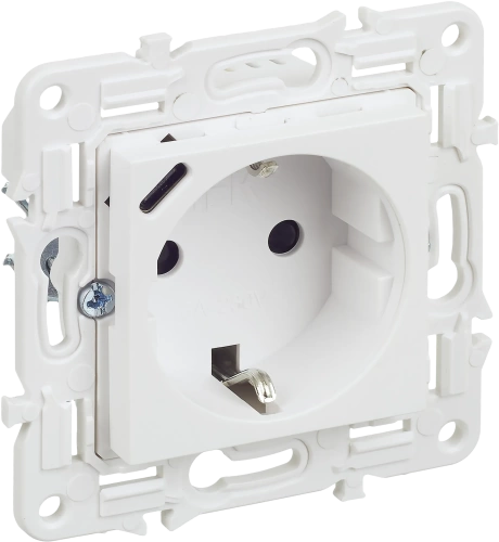 SKANDY Роз. с з/к/ш 16А с USB C 18Вт SK-R17W арк. бел. IEK