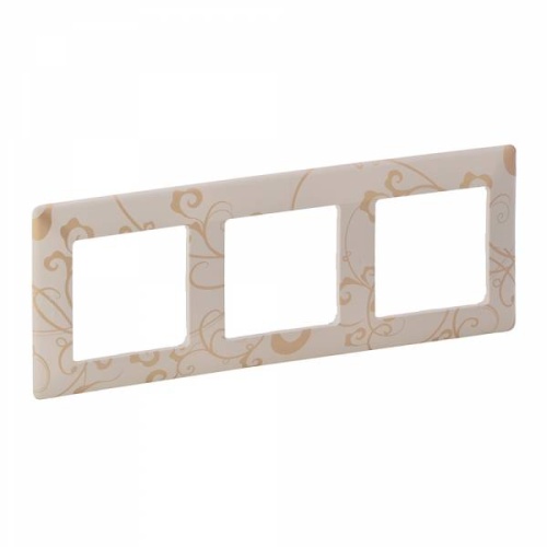 Valena LIFE.Рамка "Ампир бежевый".3-постовая универсальная
