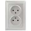 Розетка Intro Solo 4-204-06 без заземления двойная 2х2P, 16А-250В, IP20, СУ, перламутр