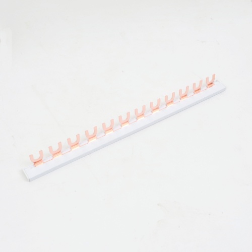 Соединительная шина BBS-MD63 типа FORK, 1 полюс, 56 присоединений, для модульной аппаратуры Соединительная шина BBS-MD63 типа FORK, 1 полюс, 56 присоединений, для модульной аппаратуры